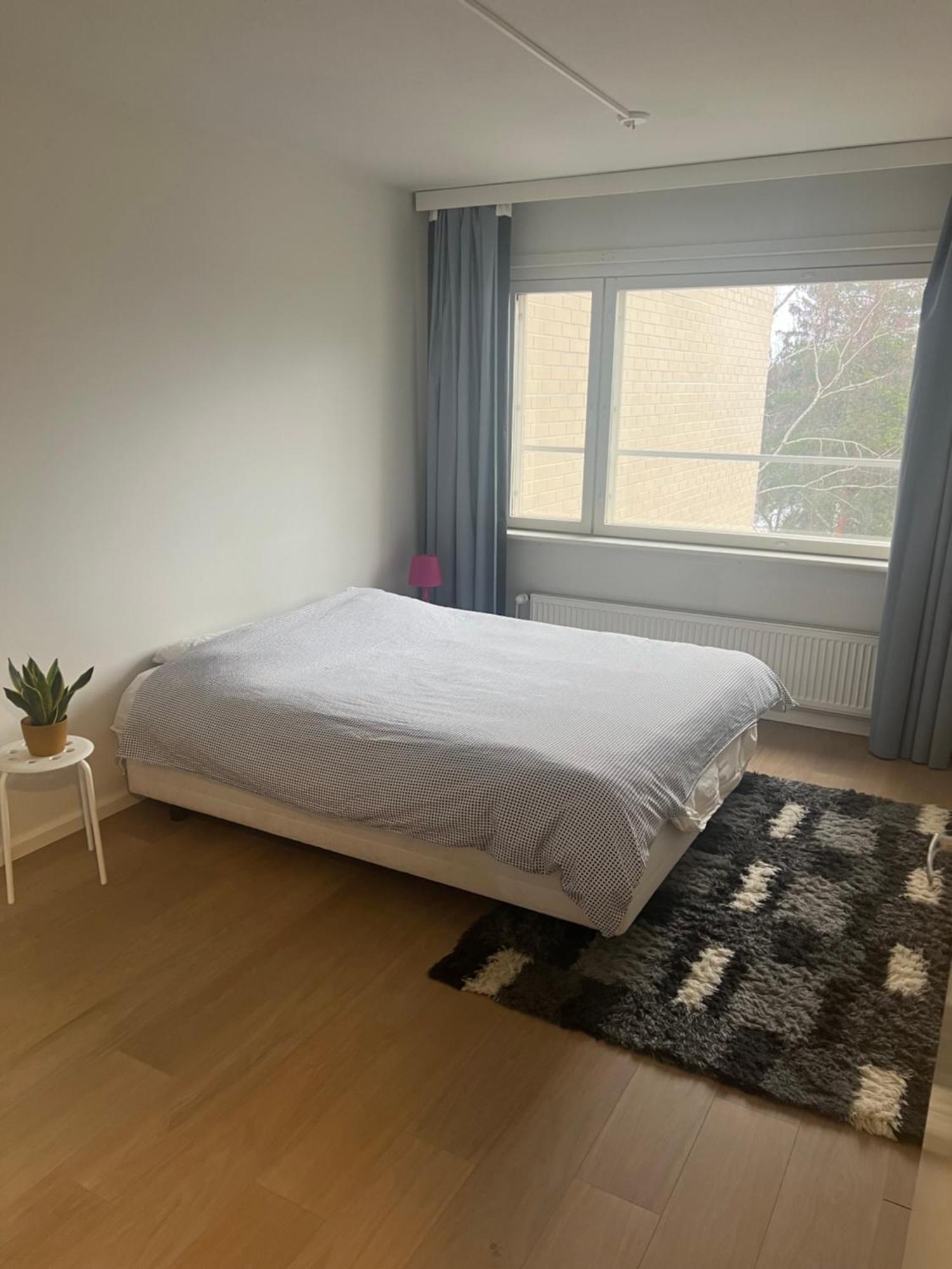 Close To Airport Apartment